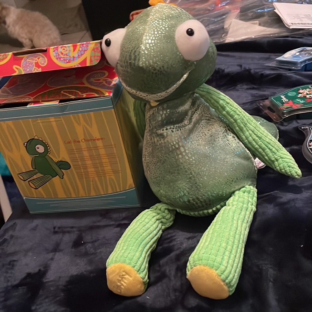 BNWT Scentsy Carl the Chameleon Retired